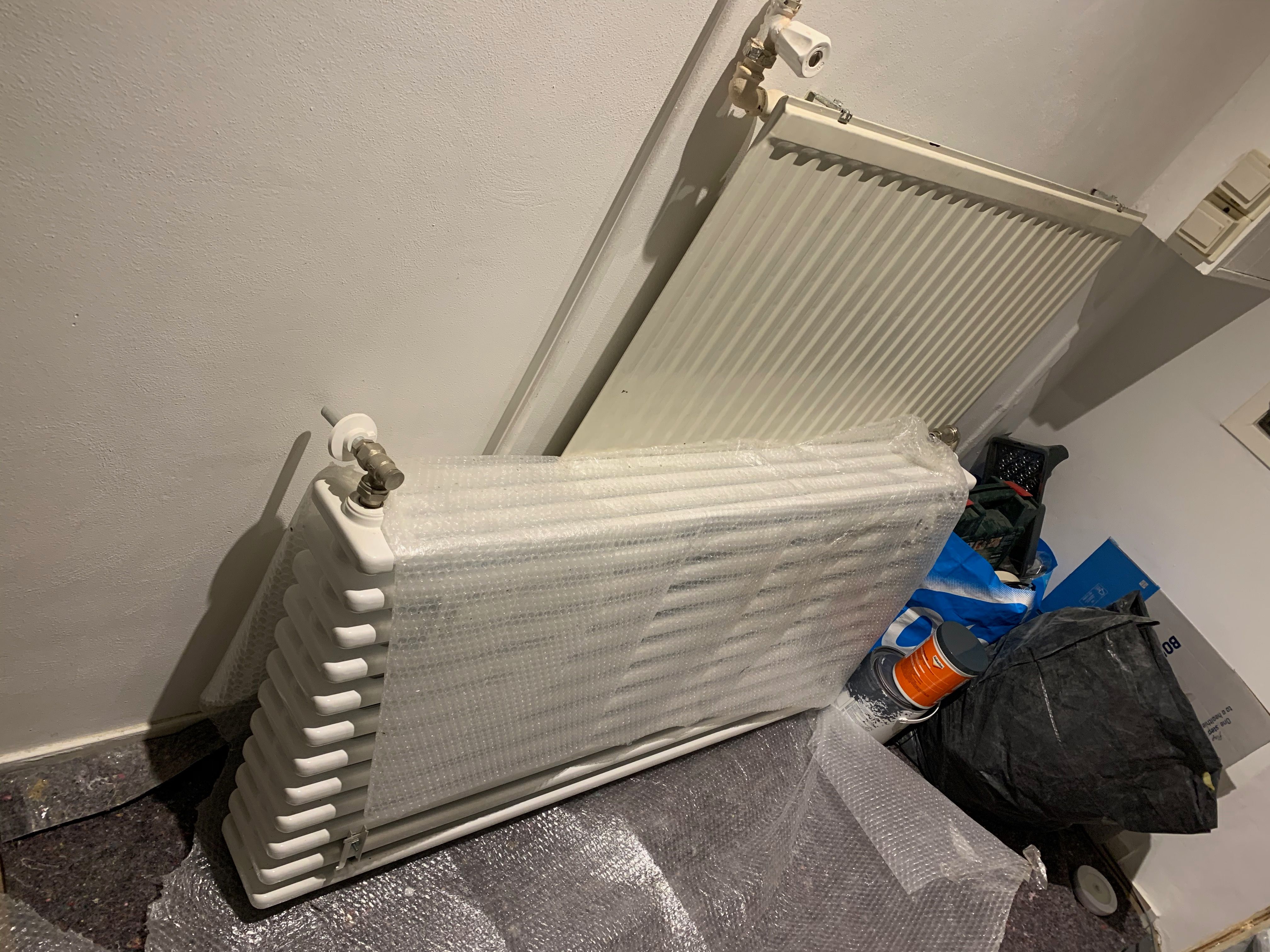 Radiatioren Plaatsen Of Vervangen Radiator Nieuwe Radiatoren Pl