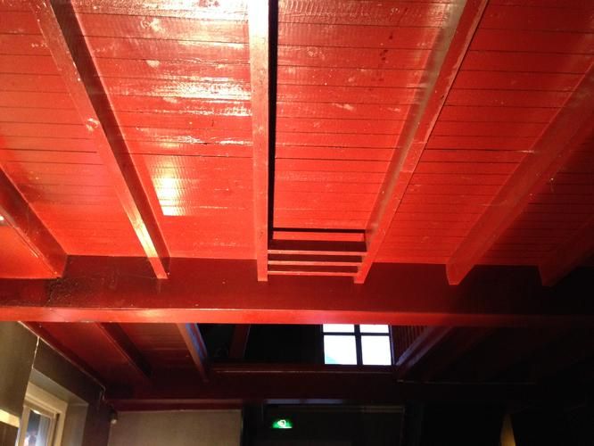 Houten plafond spuiten Werkspot