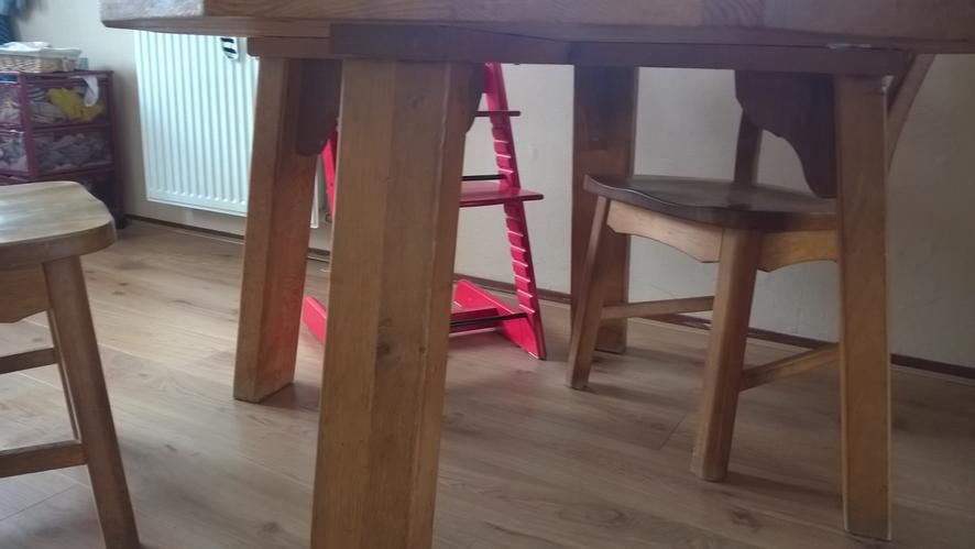 eiken houten tafel opknappen Werkspot