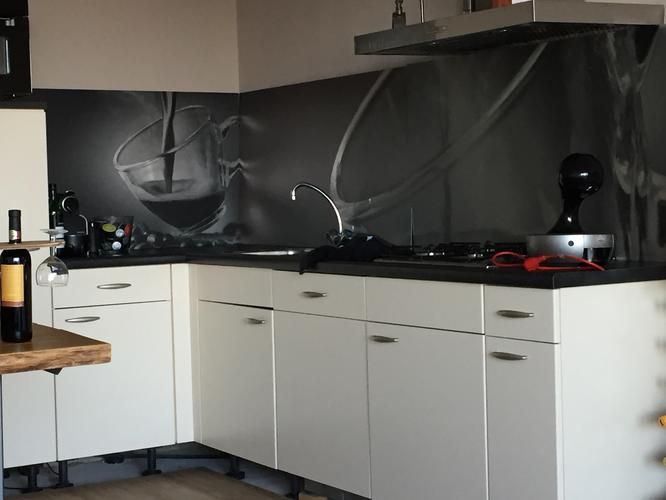 In bestaande keuken deurtjes vervangen door nieuw gekochte deurtjes