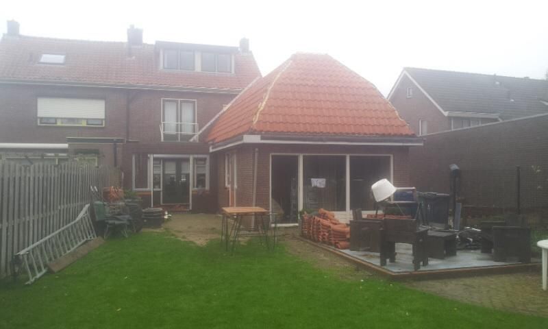 Voegwerk aanbouw snijvoeg en gedeelte gladvol! Werkspot