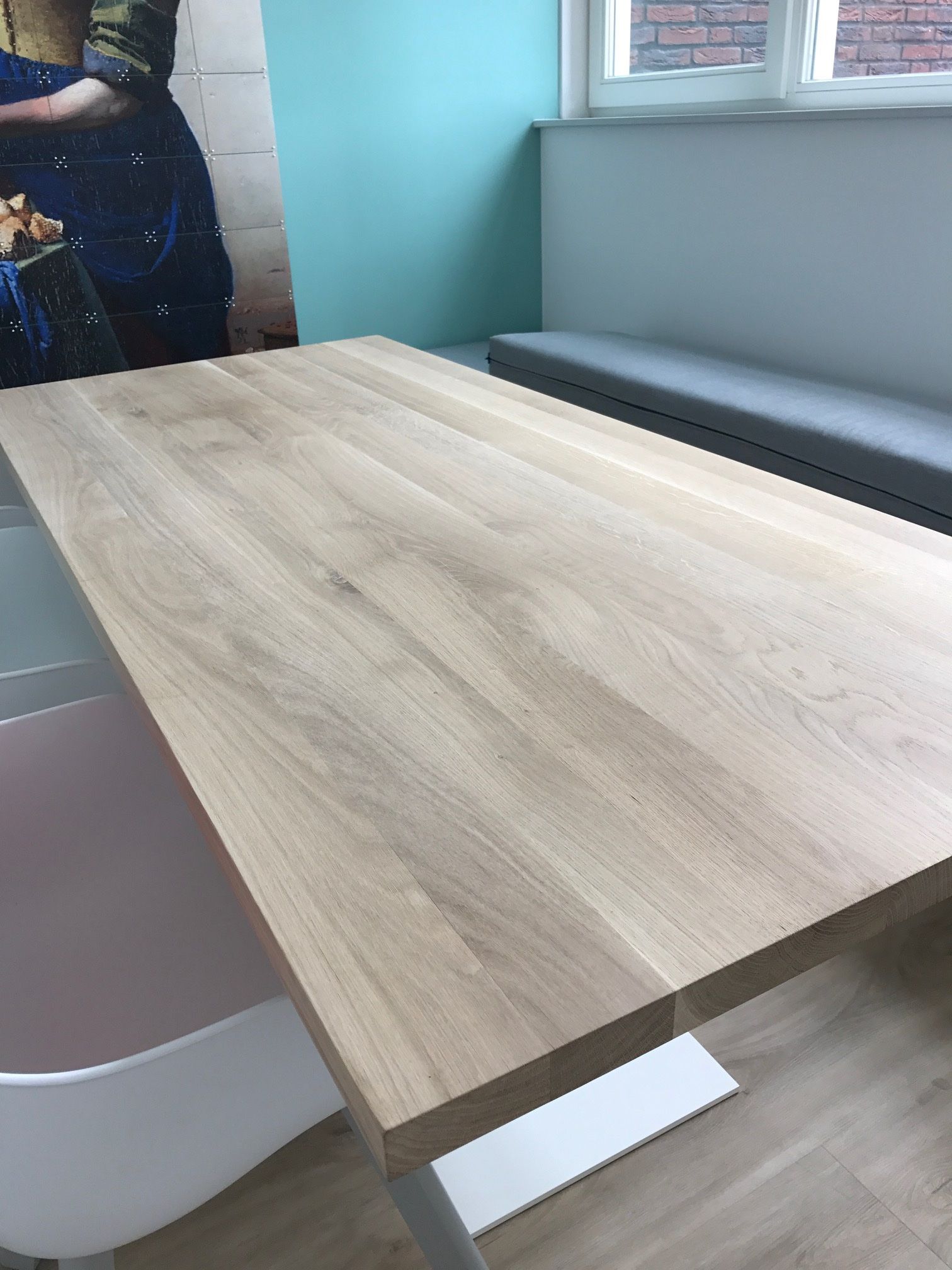 houten tafel behandelen tegen vlekken