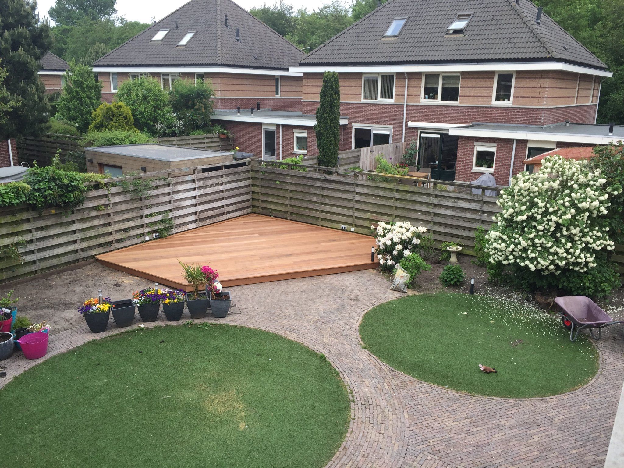 vlonder aanleggen in tuin Werkspot