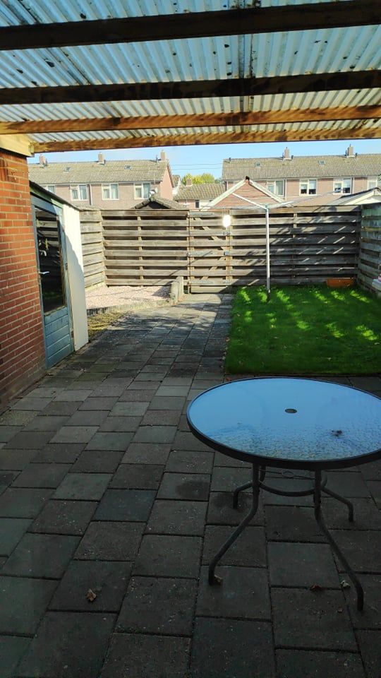 Tuin aanleggen 50 m2; Afrasteren tuin voor kat / tuin afzetten met