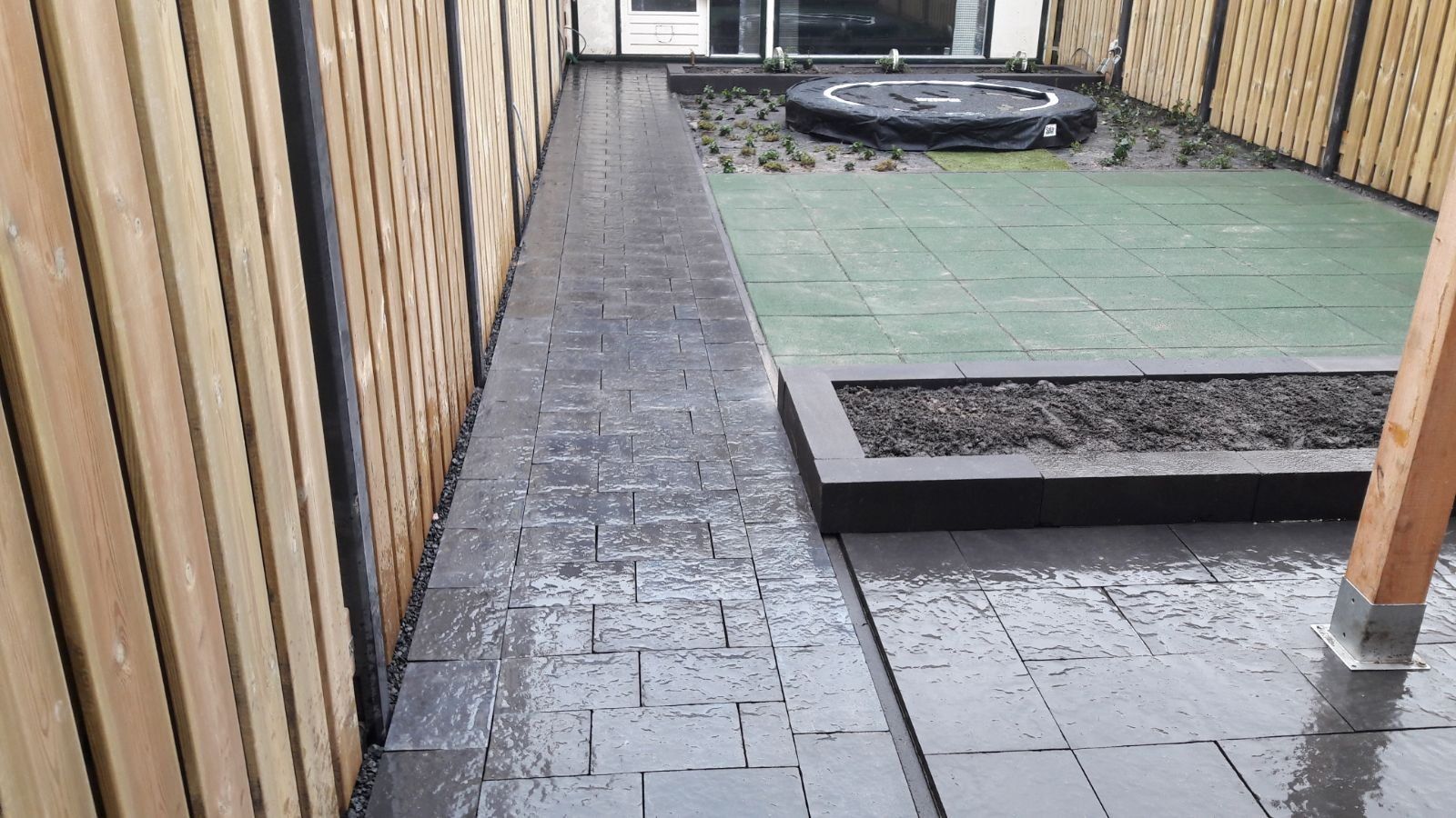 Tuin egaliseren Werkspot