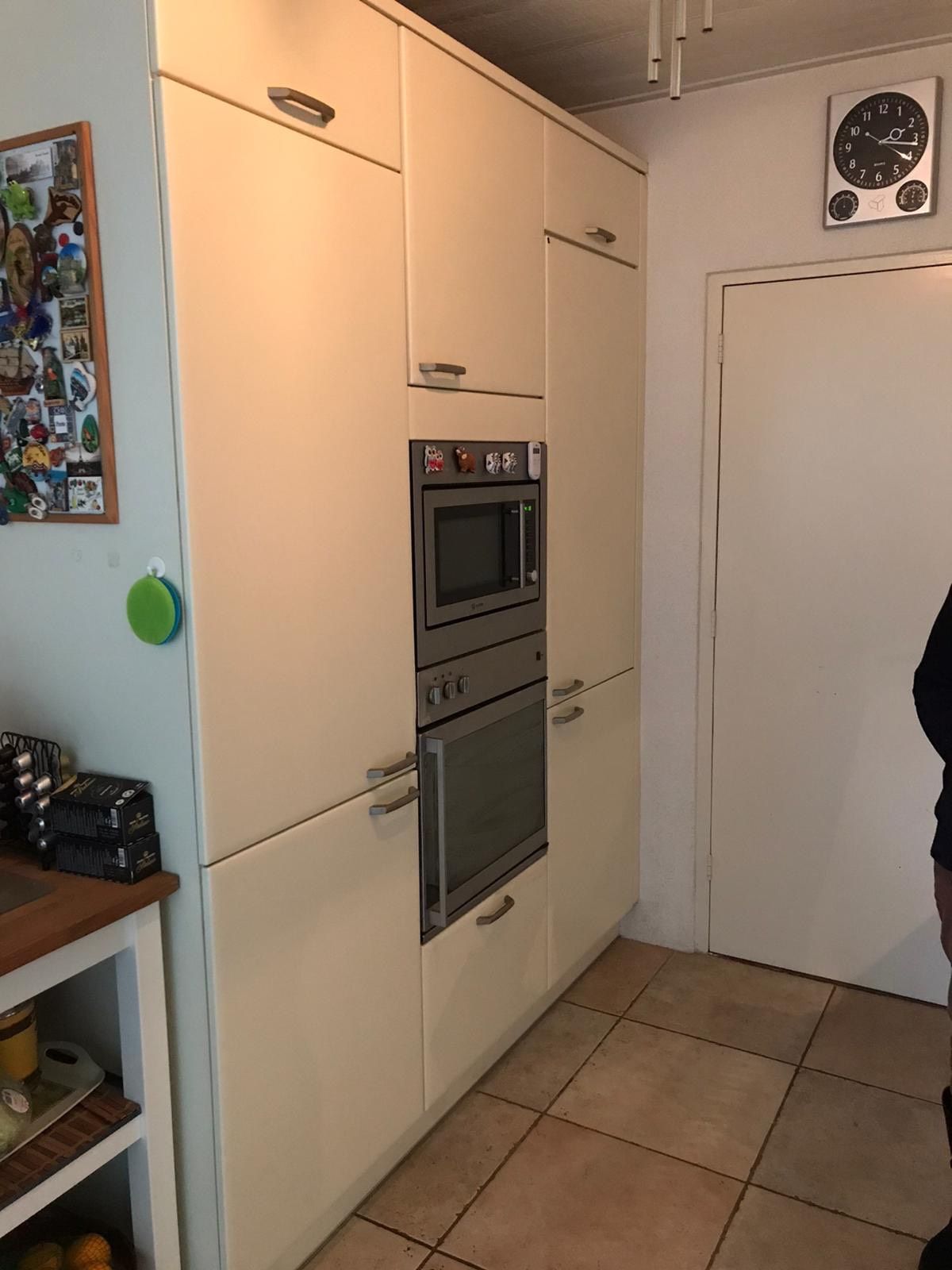 Keuken Renovatie: 8 M2; Keukendeurtjes Folie Vervangen - Werkspot