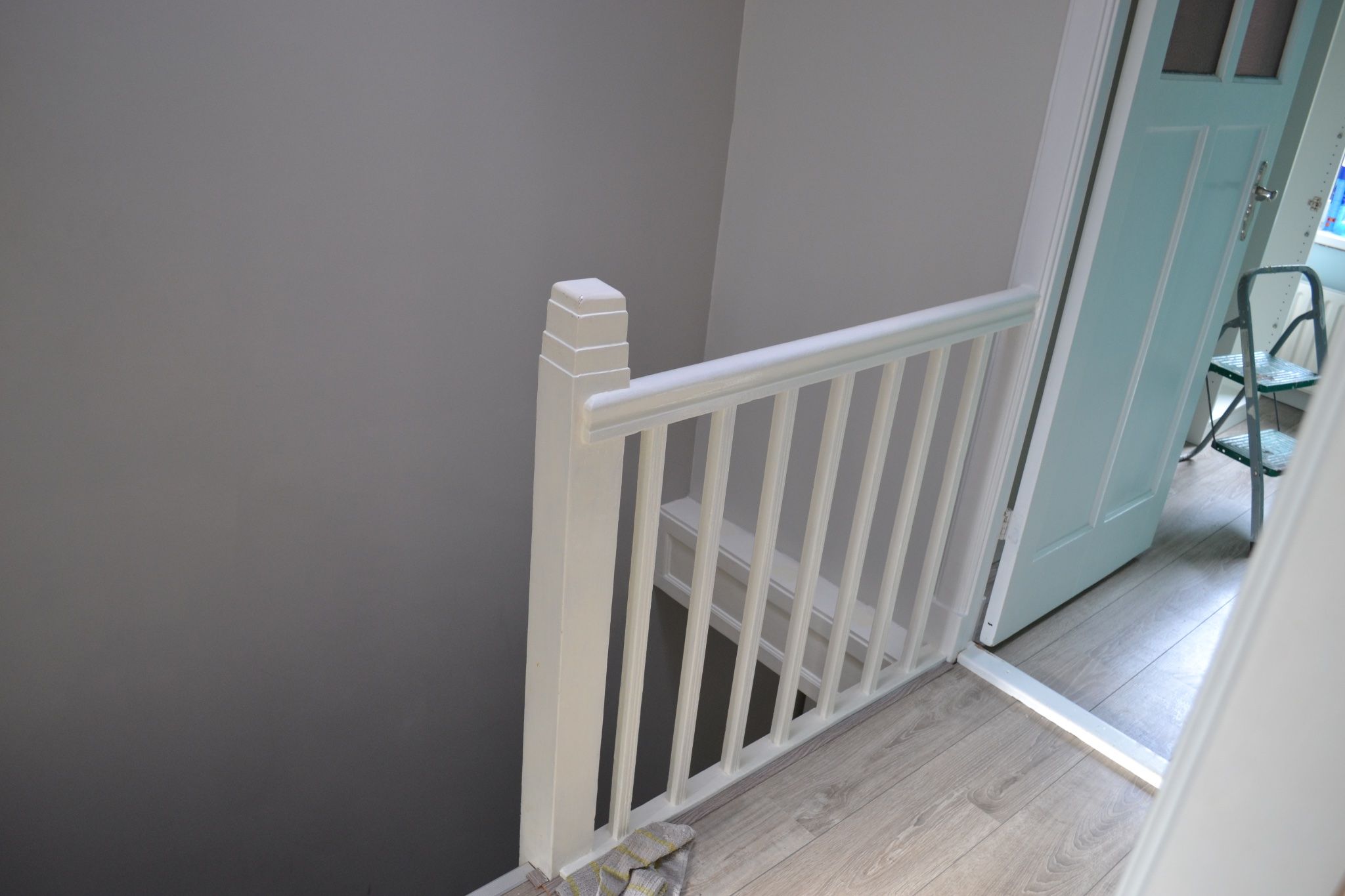 Nieuwe houten balustrade in stijl jaren 30 Werkspot