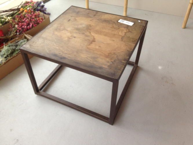 salontafel stalen frame met blad van hout Werkspot