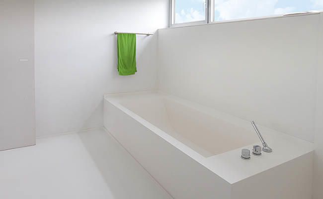 Pence grond passagier Aanbrengen Epoxy Coating (wand) + gietvloer in badkamer (totaal ca.... -  Werkspot