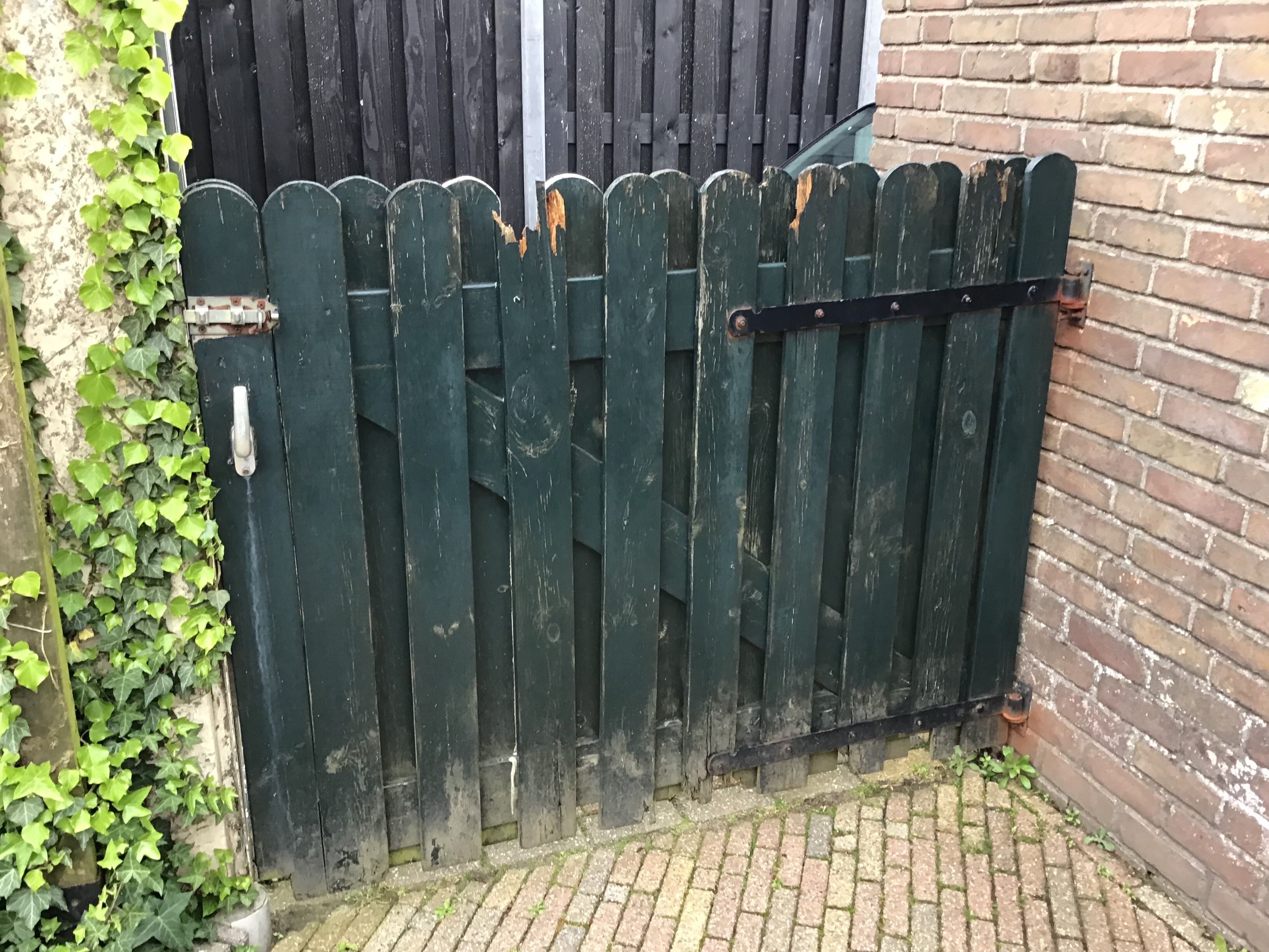 Schutting of hek plaatsen Hout; Achtertuin Werkspot