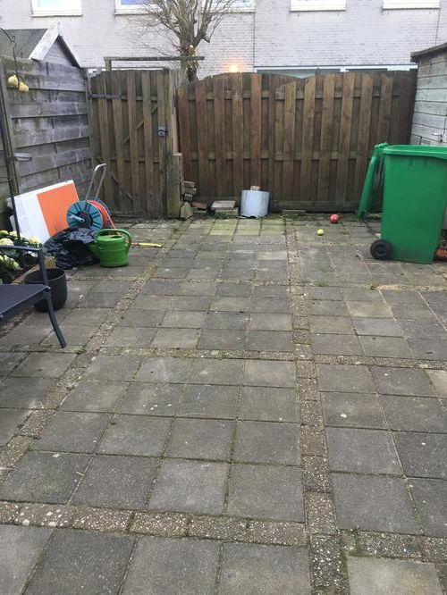 Tuin betegelen Werkspot