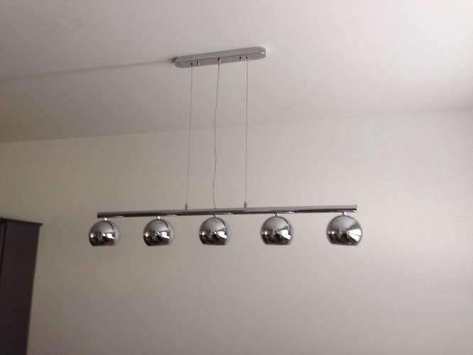 Lamp ophangen boven eettafel Werkspot