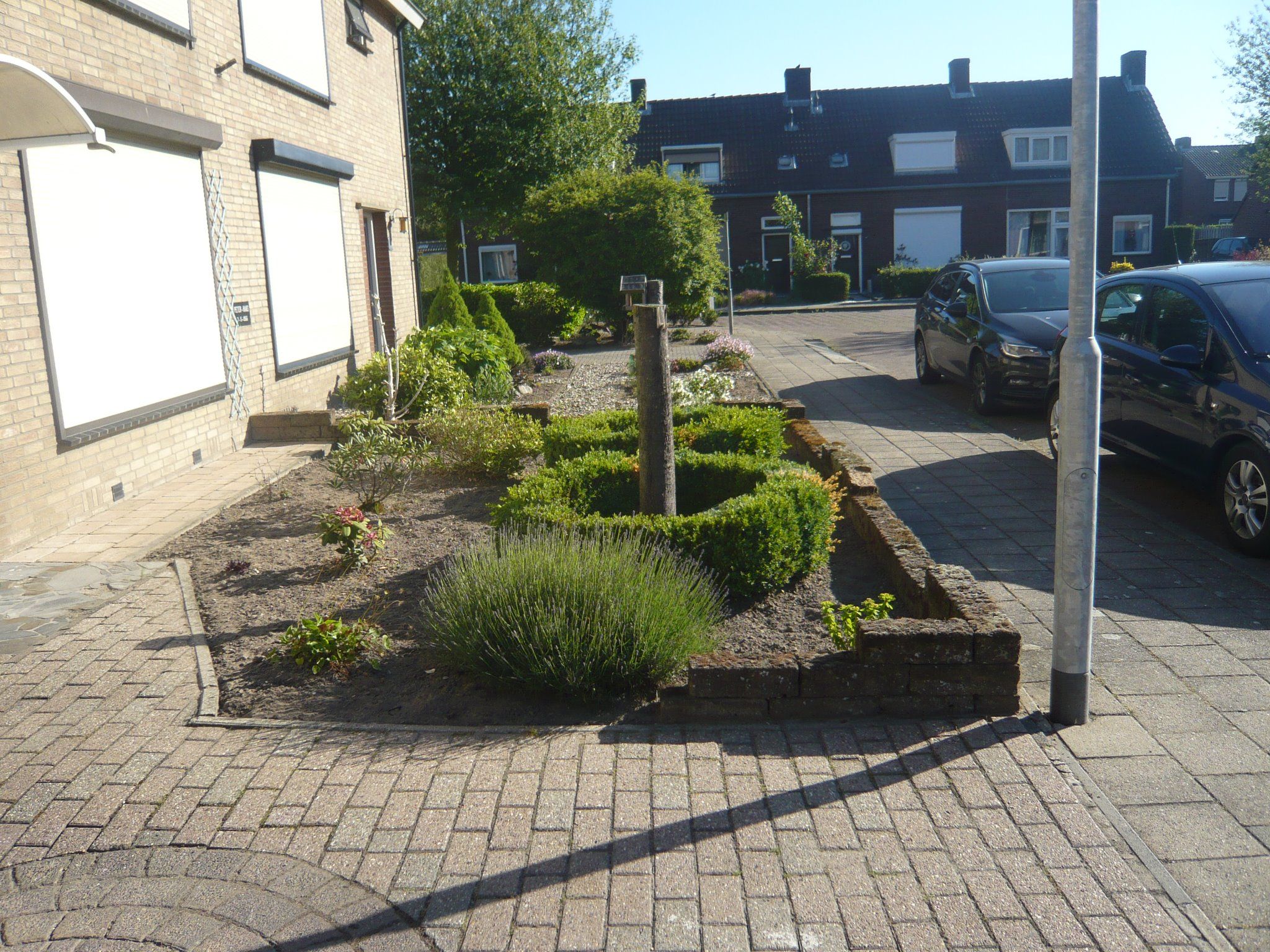 Tuin leeghalen en bestraten Werkspot