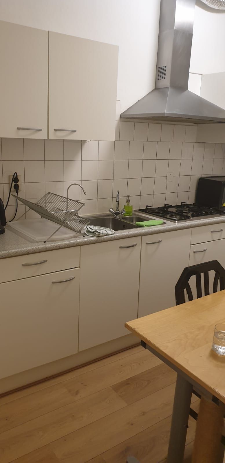 Laminaat leggen 75 m2; Woonkamer, Slaapkamer(s), Gang, Keuken Werkspot