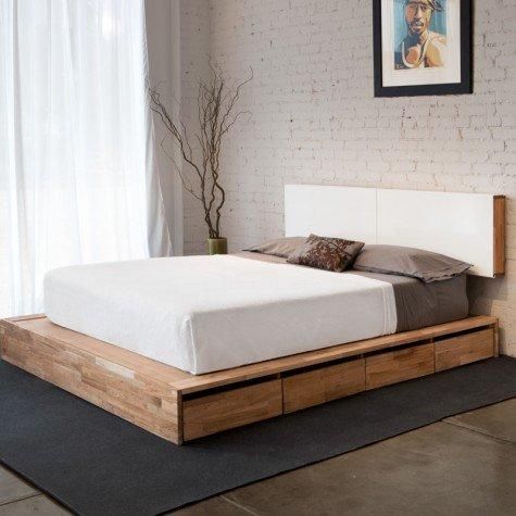 Bouwen van een houten platform bed met opberg mogelijkheden. 2.00 b